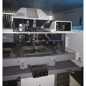 átmenő furatos pth, beleértve a DIP behelyezést és forrasztást